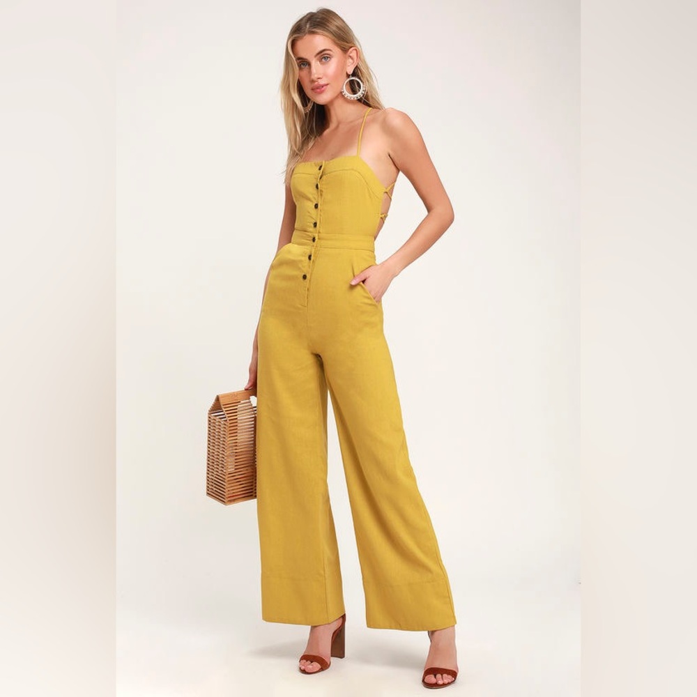 Lulu’s mustard yellow, pants jumpsuit. Size M